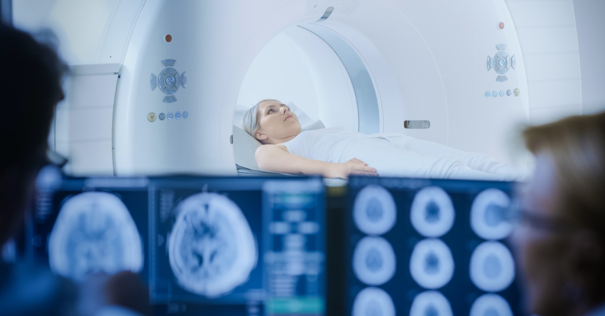 El glosario recoge los términos más comunes de radioterapia y dosimetría relativos a las imágenes diagnósticas, la radioterapia y la simulación del tratamiento y la protección radiológica.
