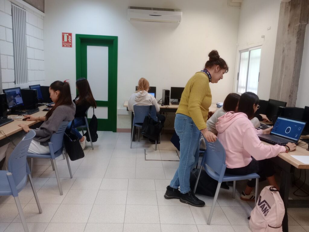 oar-train-class-caso-exito-pf-gladiolos-santa-cruz-tenerife